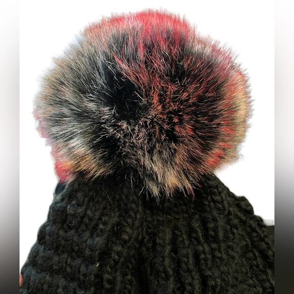 Kyi Kyi Beanie Black Multicolor Faux Fur Pom Pom New - Picture 3 of 3